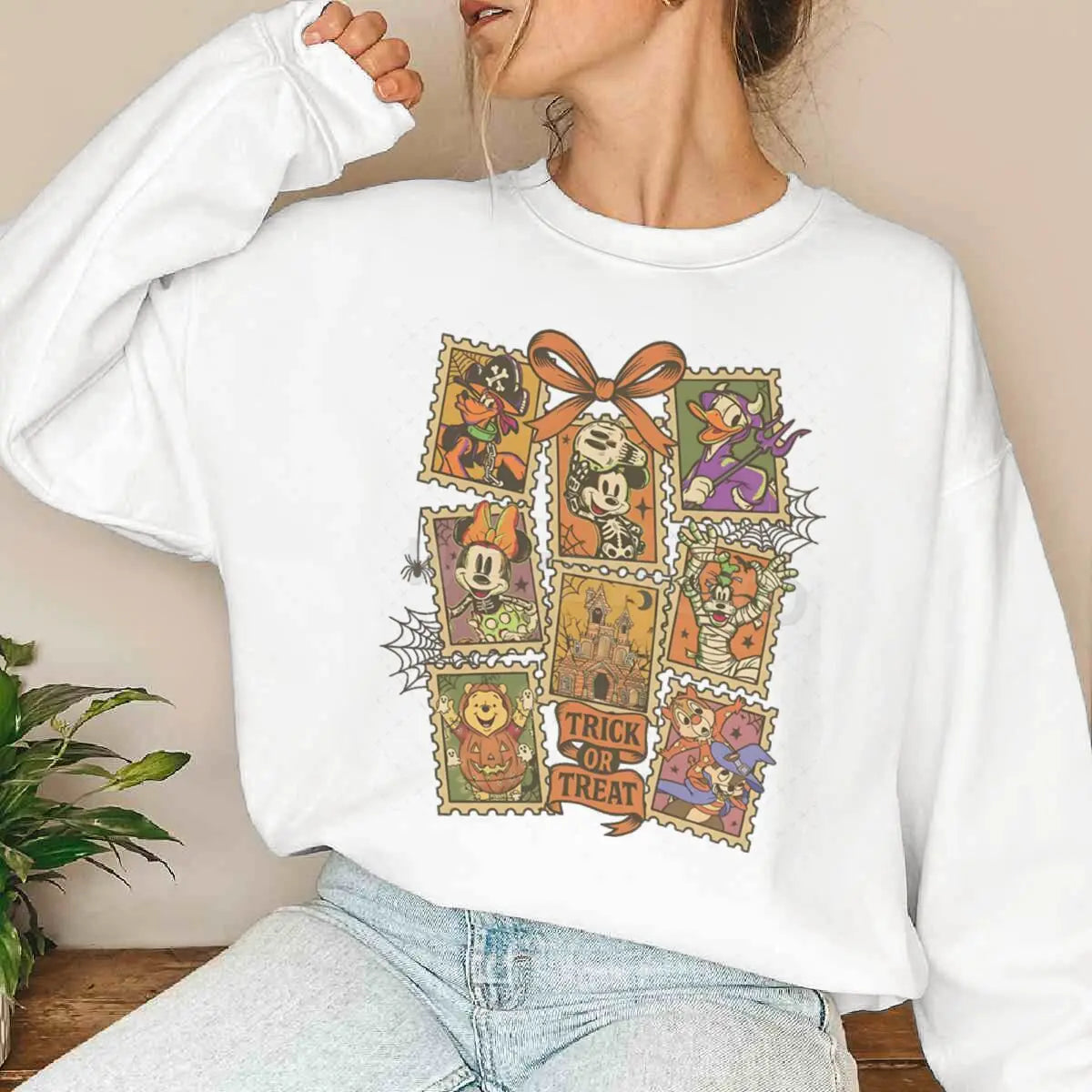 Halloween Mickey & Friends Sweatshirt – Women’s Oversized Crewneck Pullover, Long Sleeve Fall & Winter Top