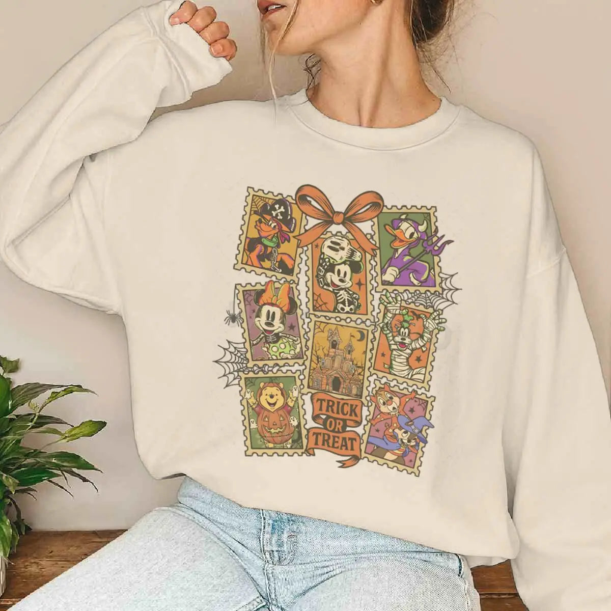 Halloween Mickey & Friends Sweatshirt – Women’s Oversized Crewneck Pullover, Long Sleeve Fall & Winter Top
