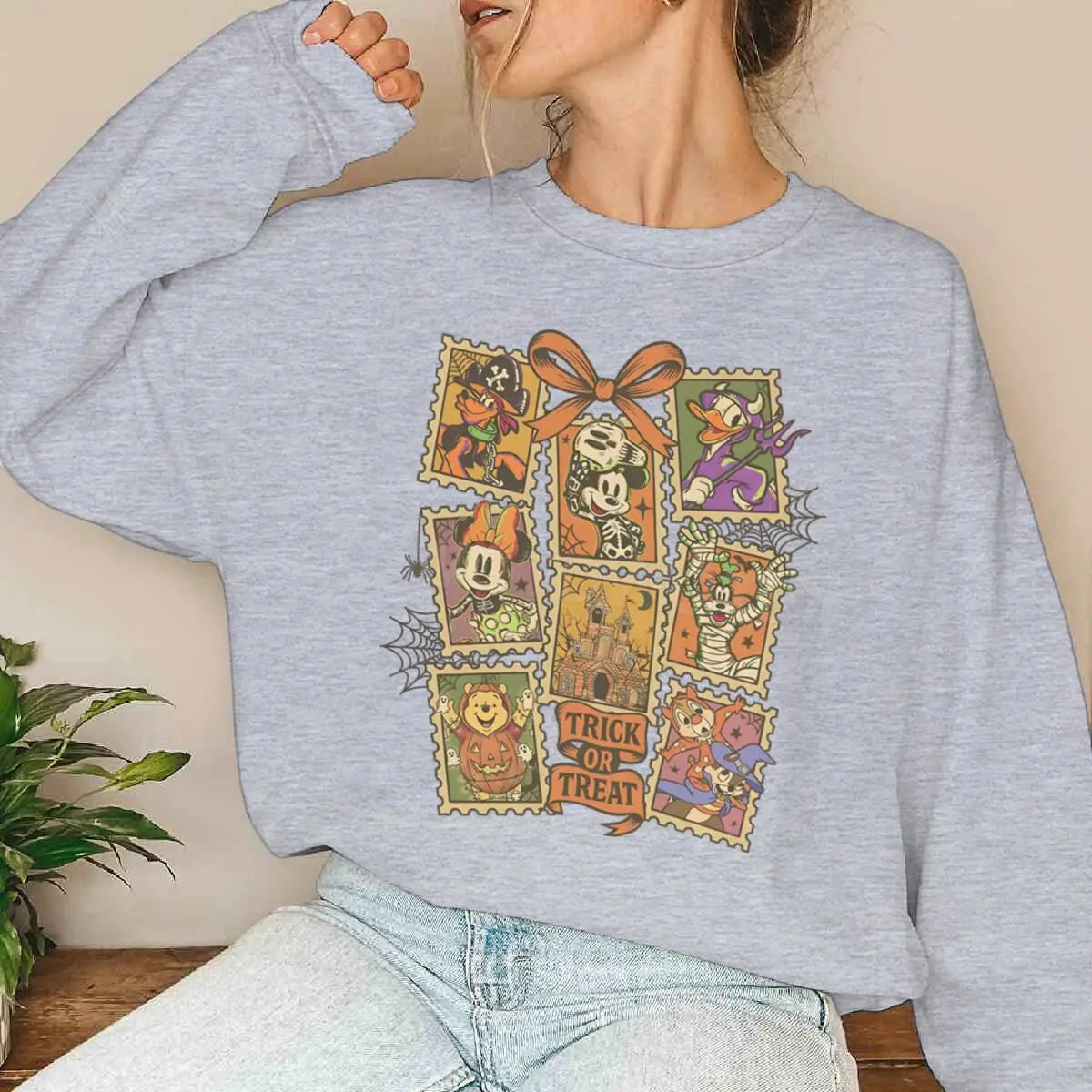 Halloween Mickey & Friends Sweatshirt – Women’s Oversized Crewneck Pullover, Long Sleeve Fall & Winter Top